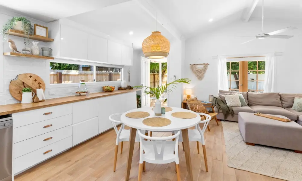 living-room-yandina-coolum-road-beach-renovation-lrz-construction