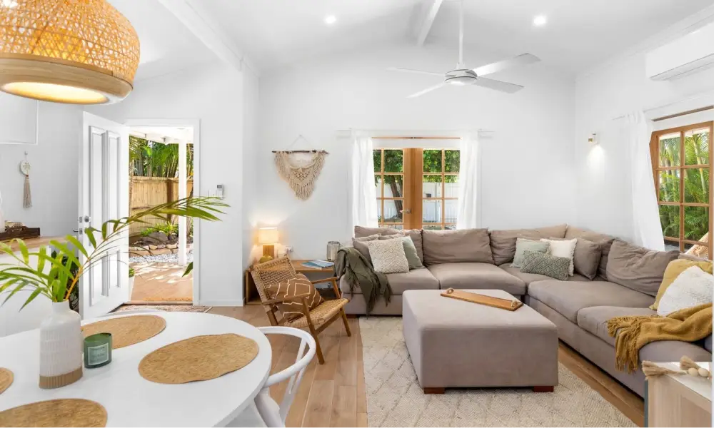 living-room-yandina-coolum-road-beach-renovation-lrz-construction1
