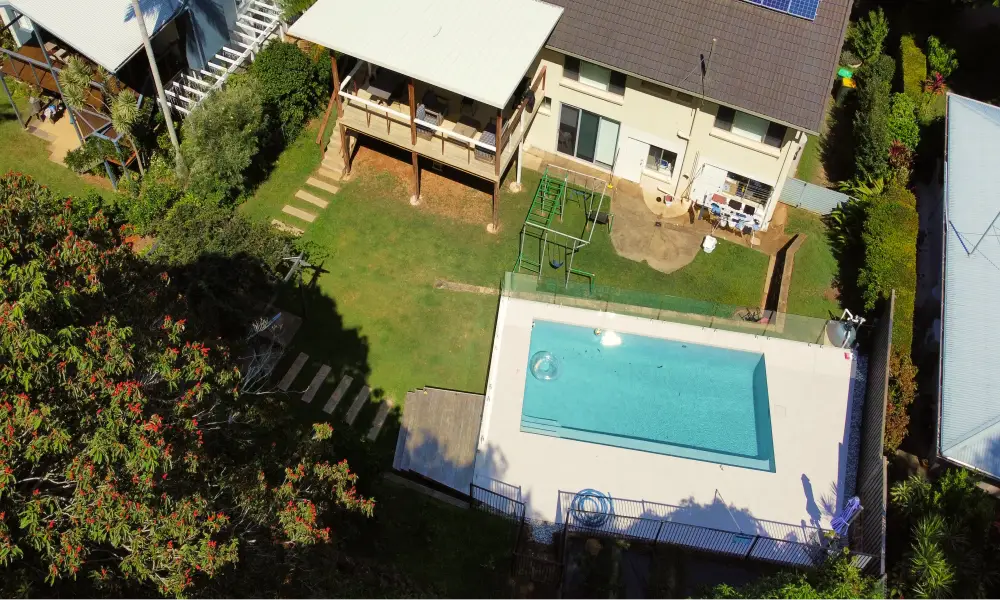 lrz-construction-carpentry-sunshine-coast-decks-and-patios1